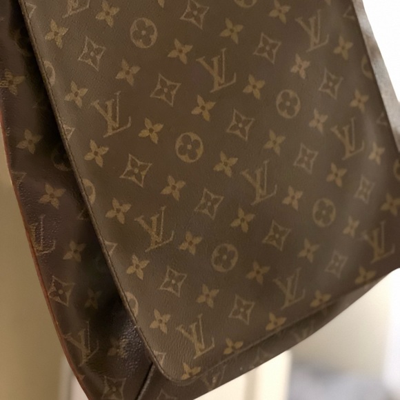 Louis Vuitton Authentic Shoulder Strap Bag - Picture 3 of 8